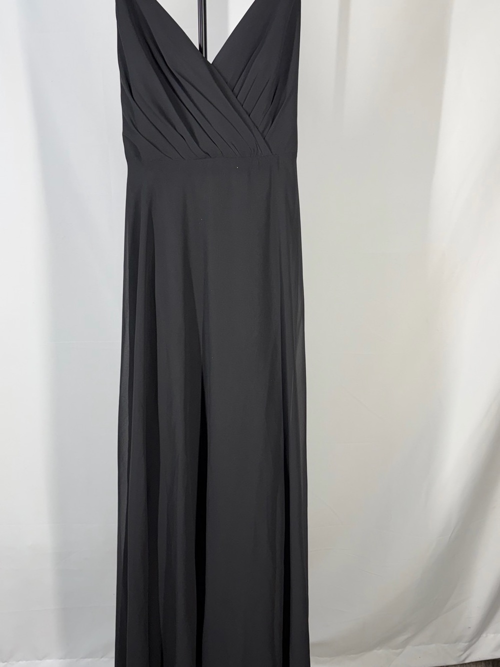 Elegant Black V-Neck Maxi Dress